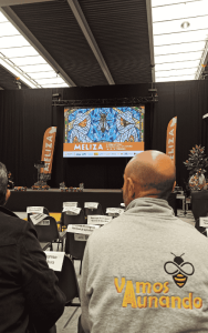 participamos en la conferencia de apicultura especializada